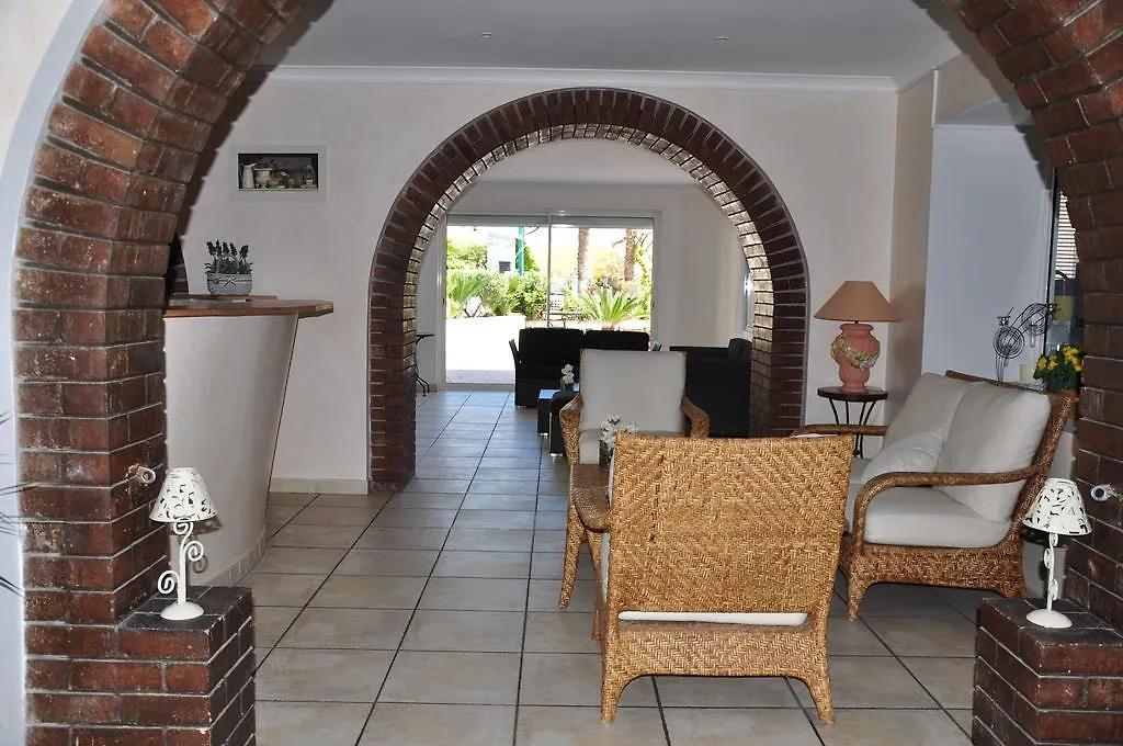 Hotel De La Plage Le Lavandou France
